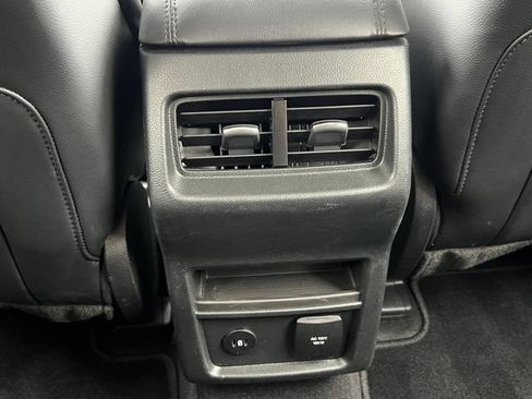 Used 2024 Ford Edge SEL w/ Convenience Package AWD/4WD image 33