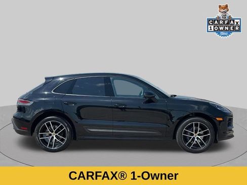 Used 2024 Porsche Macan AWD/4WD image 2