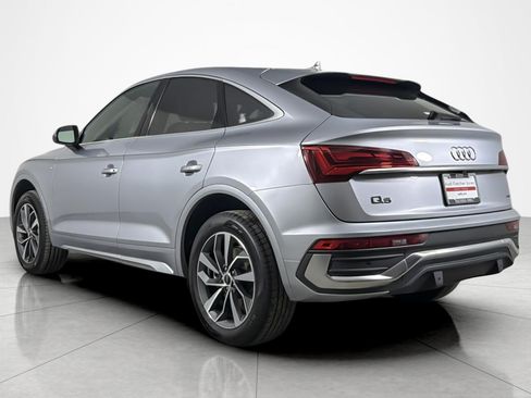 Used 2023 Audi Q5 2.0T Premium w/ Convenience Package AWD/4WD image 3