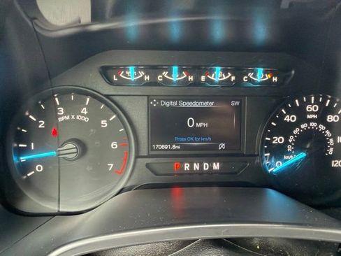 Used 2019 Ford F150 XL w/ Equipment Group 101A Mid AWD/4WD image 10