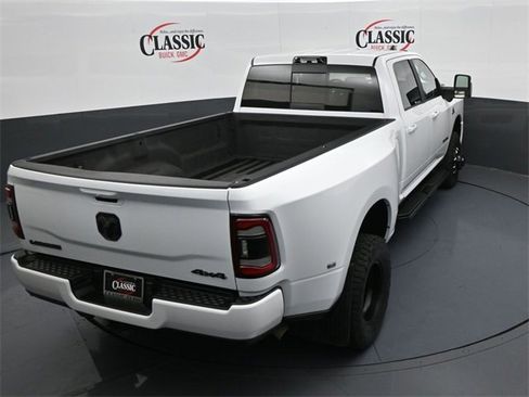 Used 2024 RAM 3500 Laramie w/ Night Edition image 20