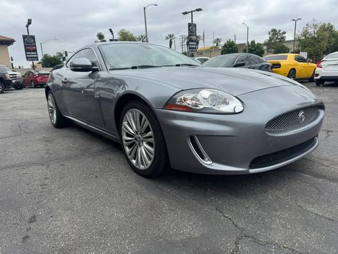 Used 2010 Jaguar XK Coupe RWD image 3