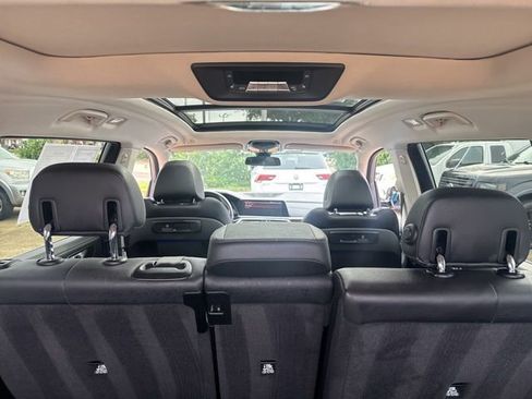 Used 2020 BMW X7 xDrive40i w/ Cold Weather Package image 17