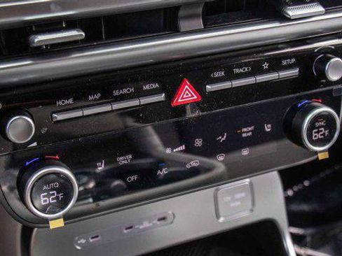 New 2026 Hyundai Ioniq 9 SE image 16