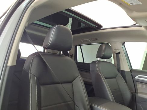 Used 2023 Volkswagen Atlas SE w/ Panoramic Sunroof Package AWD/4WD image 21