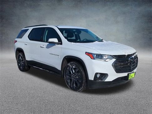 Certified 2021 Chevrolet Traverse RS w/ LPO, Floor Liner Package image 3