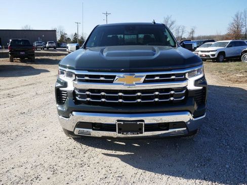 New 2026 Chevrolet Silverado 1500 LTZ w/ LTZ Premium Package image 9