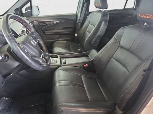 Used 2022 Honda Pilot TrailSport image 17