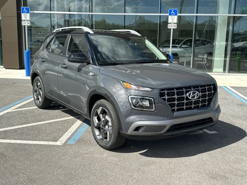 New 2026 Hyundai Venue SEL image 4
