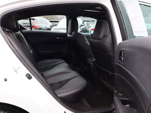 Used 2021 Acura ILX image 31