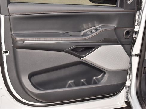 New 2025 Lincoln Navigator L Black Label image 47