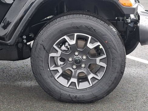 New 2026 Jeep Gladiator Sport image 5