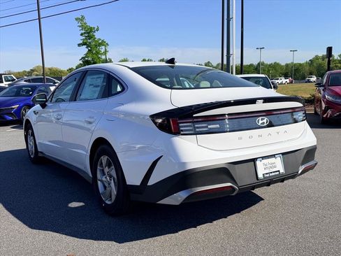 New 2026 Hyundai Sonata SE FWD image 5