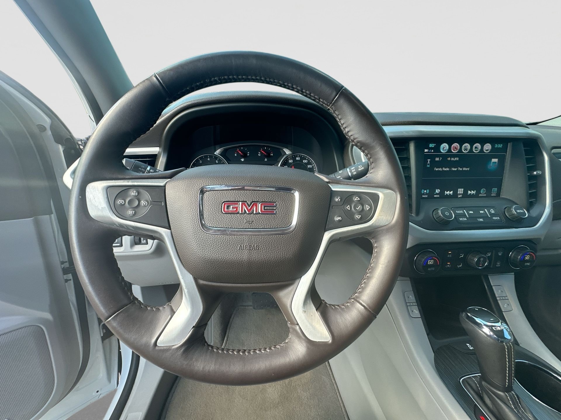 Certified 2017 GMC Acadia SLT FWD image 11