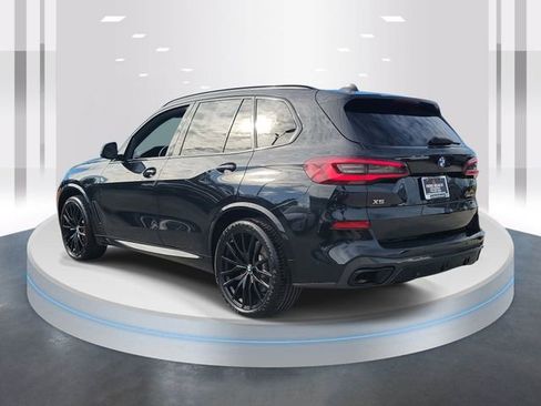 Used 2022 BMW X5 M50i w/ Premium Package image 4