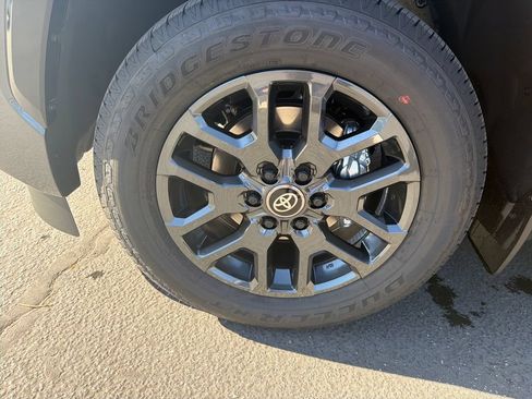 New 2026 Toyota Sequoia Platinum AWD/4WD image 28