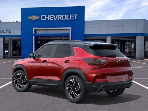 New 2026 Chevrolet TrailBlazer RS w/ Convenience Package FWD image 3