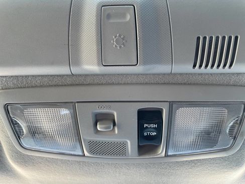 Used 2013 Mitsubishi Outlander Sport SE image 24