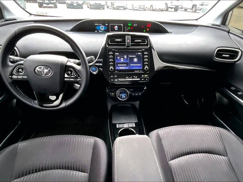 Certified 2022 Toyota Prius Prime LE image 15