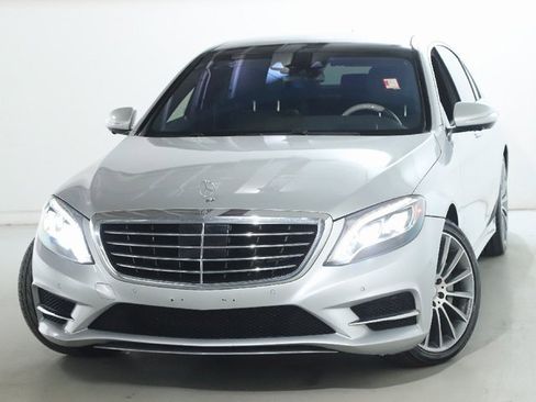 Used 2016 Mercedes-Benz S 550 4MATIC Sedan image 3