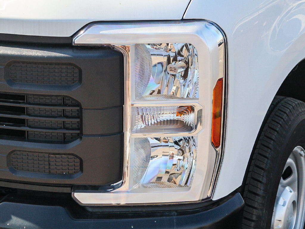 New 2025 Ford F350 XL RWD image 4