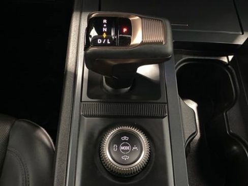 Used 2025 GMC Hummer EV 2X image 36