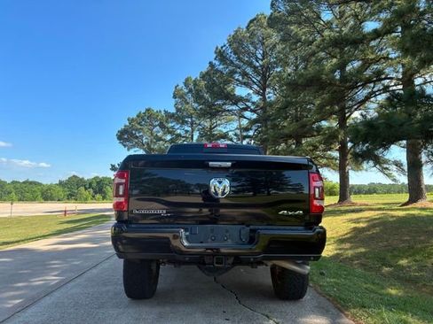 Used 2022 RAM 2500 Laramie AWD/4WD image 12