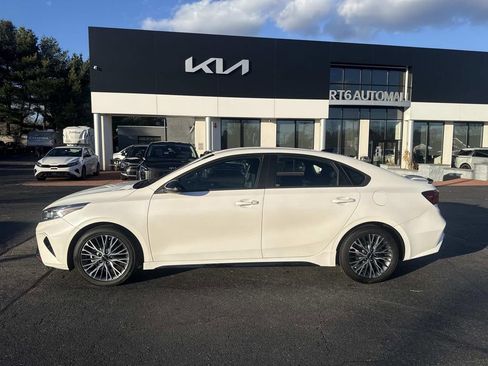 Used 2023 Kia Forte GT-Line image 2