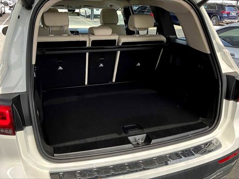 Certified 2023 Mercedes-Benz GLB 250 w/ Premium Package image 36