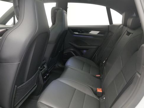 New 2026 Porsche Macan 4 Electric AWD/4WD image 23