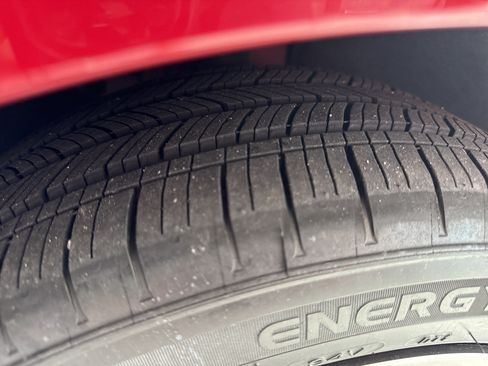 Used 2021 Honda Accord EX-L image 11