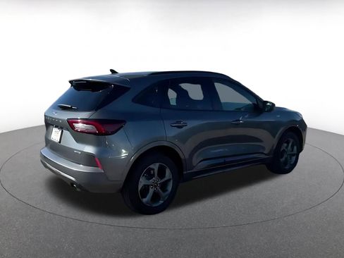 Used 2024 Ford Escape ST-Line image 14