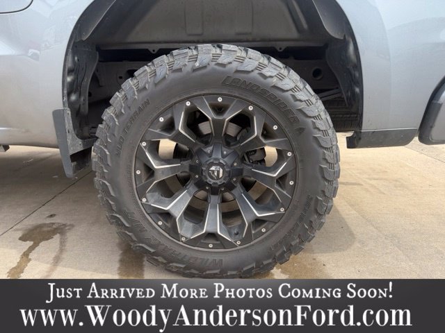 Used 2020 Chevrolet Silverado 1500 RST w/ Texas Edition AWD/4WD image 6