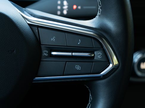 Certified 2024 Honda Prologue Touring image 21