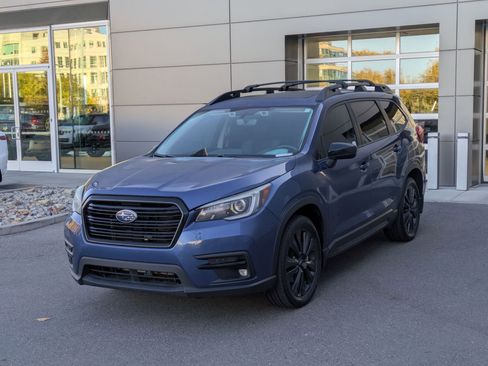 Used 2022 Subaru Ascent Onyx Edition image 10