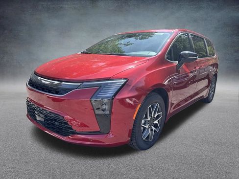 New 2027 Chrysler Pacifica Limited FWD image 3