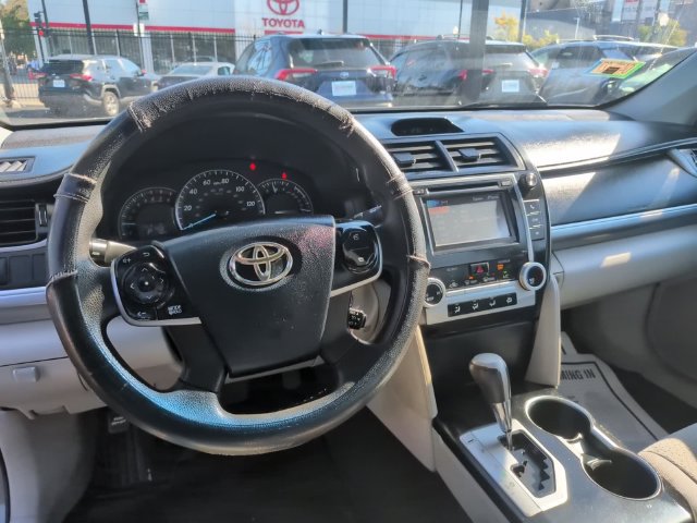 Used 2014 Toyota Camry LE FWD image 24