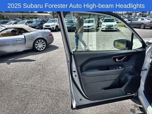Used 2025 Subaru Forester Limited image 11