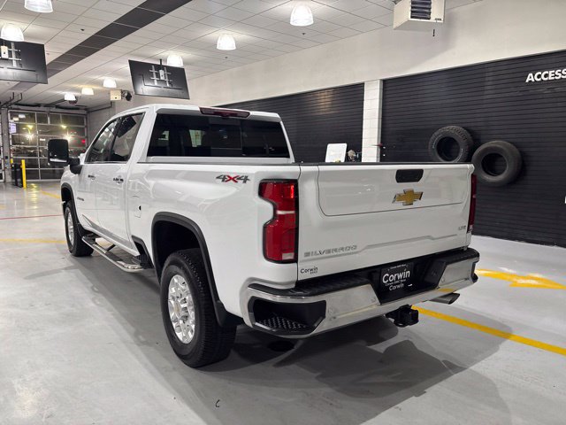 Used 2026 Chevrolet Silverado 2500 LTZ w/ LTZ Convenience Package AWD/4WD image 6