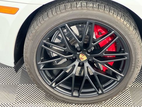 Used 2024 Porsche Macan GTS AWD/4WD image 11
