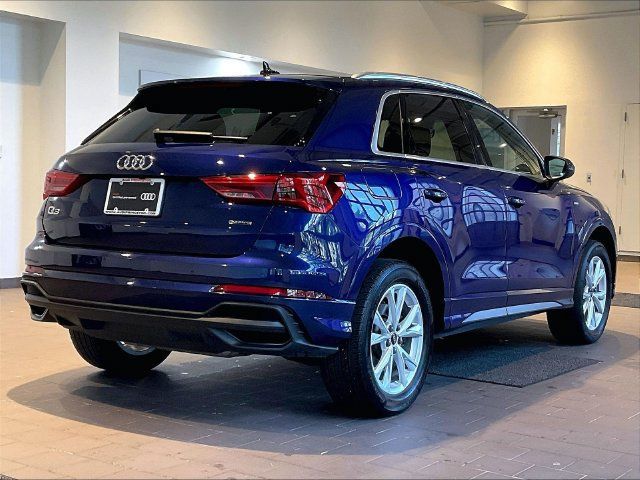 Used 2024 Audi Q3 2.0T Premium w/ Convenience Package AWD/4WD image 8