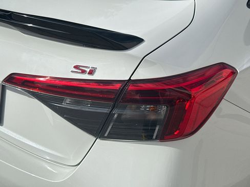 Certified 2024 Honda Civic Si image 27