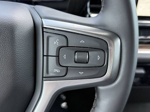 Used 2025 Chevrolet Silverado 1500 LT AWD/4WD image 20
