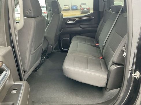 Used 2022 Chevrolet Silverado 1500 LT image 24
