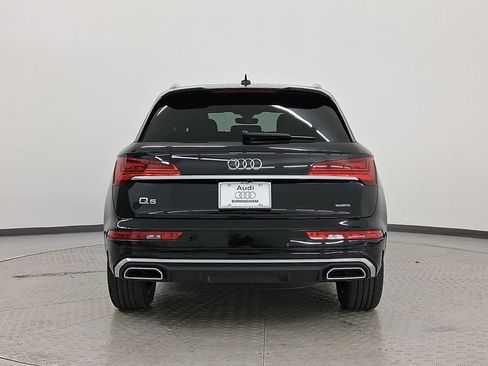 Used 2023 Audi Q5 2.0T Premium w/ Convenience Package image 9
