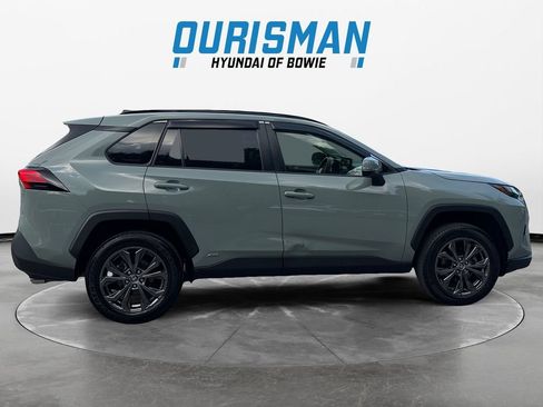 Used 2023 Toyota RAV4 XLE Premium AWD/4WD image 7