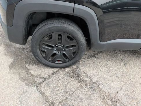 Used 2018 Jeep Renegade Sport w/ Power & Air Group AWD/4WD image 13
