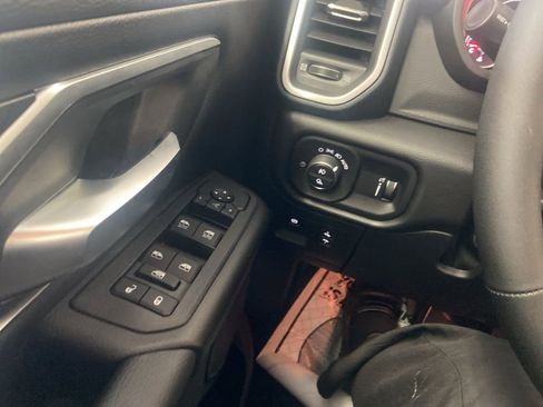 New 2026 RAM 1500 4x4 Crew Cab image 14