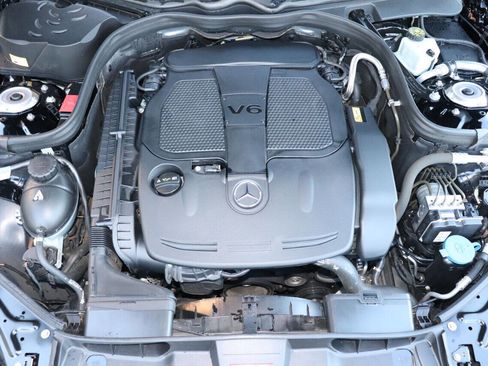 Used 2013 Mercedes-Benz E 350 Sedan image 16