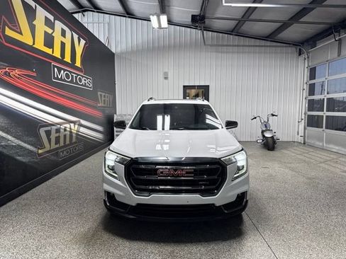 Used 2023 GMC Terrain AT4 AWD/4WD image 18